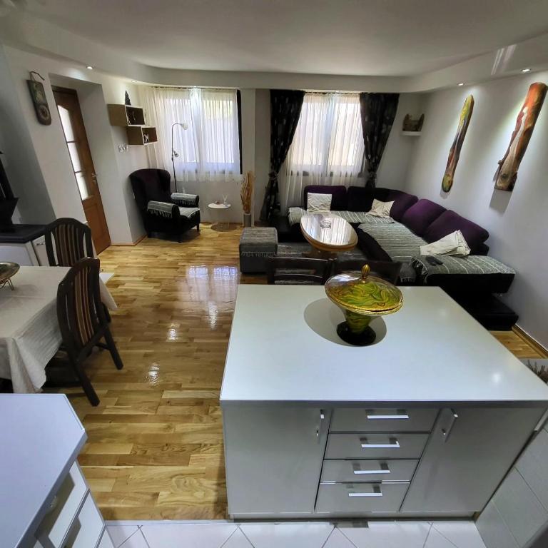 Apartments center Zorić - Two-Bedroom Apartment - 10