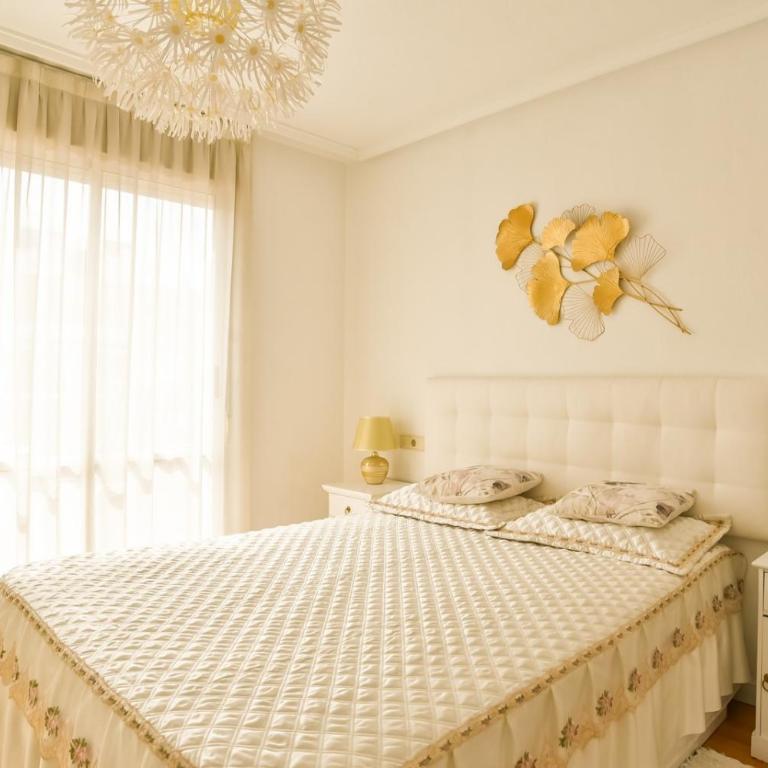 Atico con 2 dormitorios garaje y piscina - Apartamento de 2 dormitorios - 9