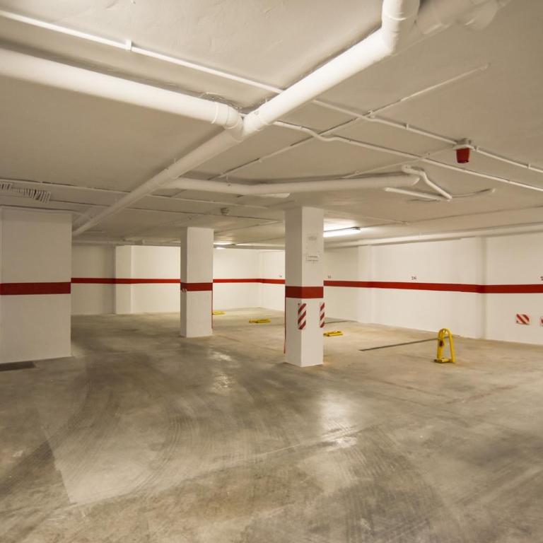 Atico con 2 dormitorios garaje y piscina - Apartamento de 2 dormitorios - 22