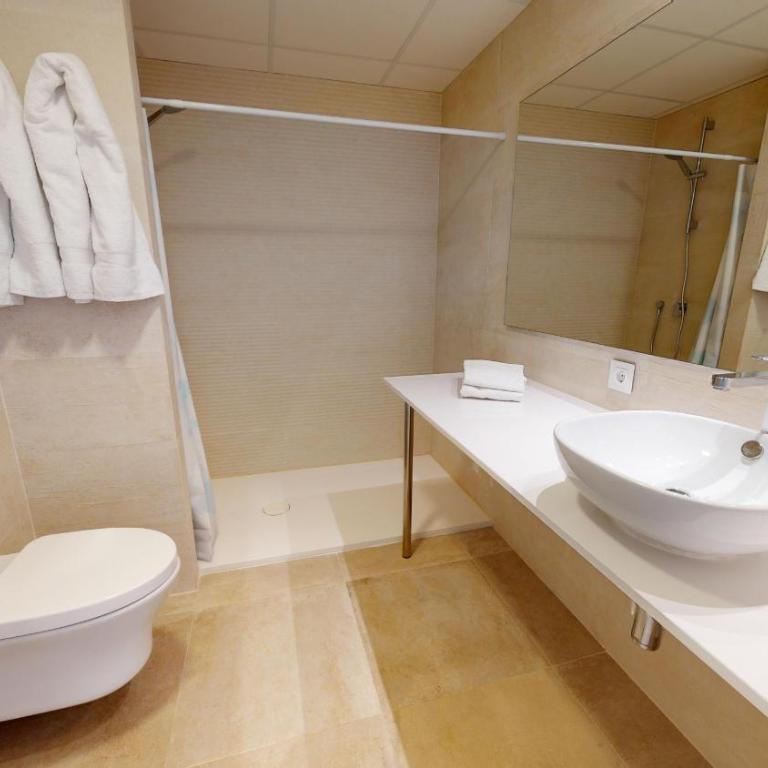 GreenHue by ON Travel - Apartamento con terraza - 11