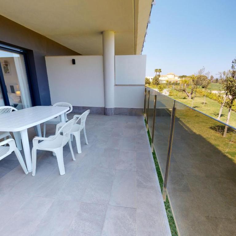 GreenHue by ON Travel - Apartamento con terraza - 15