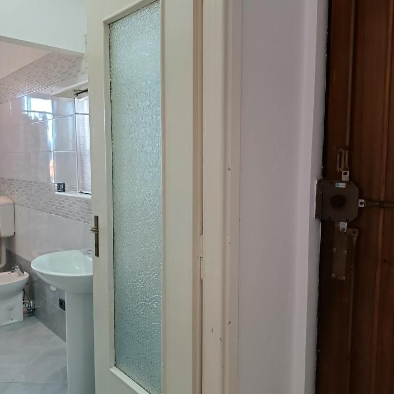Accogliente monolocale vicino al centro di Torino - One-Bedroom Apartment - 17