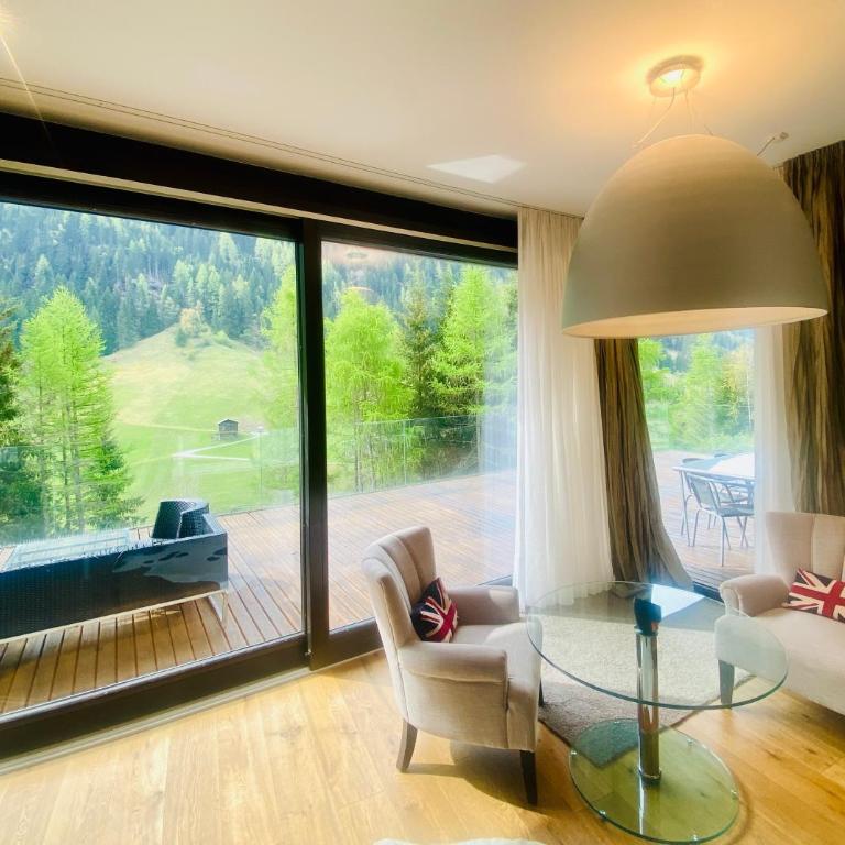 Schooren des Alpes Luxury Penthouses & Apartments with SPA & Pools close Ischgl - Apartment mit Blick auf die Berge - 14