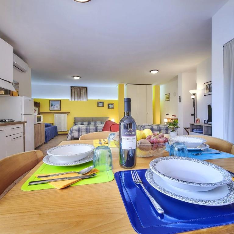 B&B-FORESTERIA Casa Della Musica Lake Como - Monolocale Familiare - 10