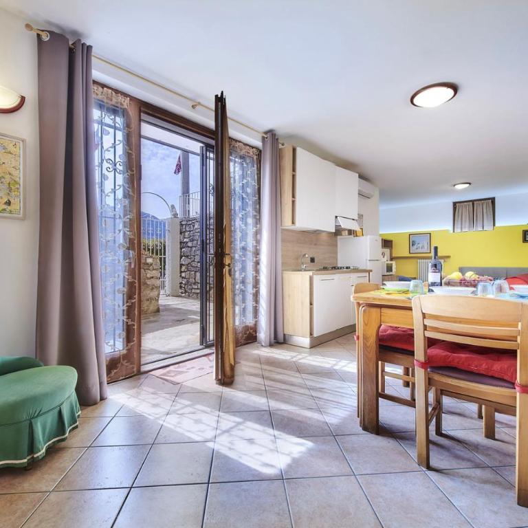 B&B-FORESTERIA Casa Della Musica Lake Como - Monolocale Familiare - 15