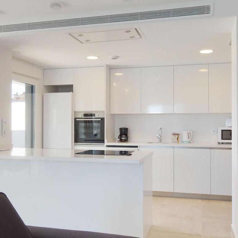 Pinecrest by ON Travel - Apartamento con terraza - 3