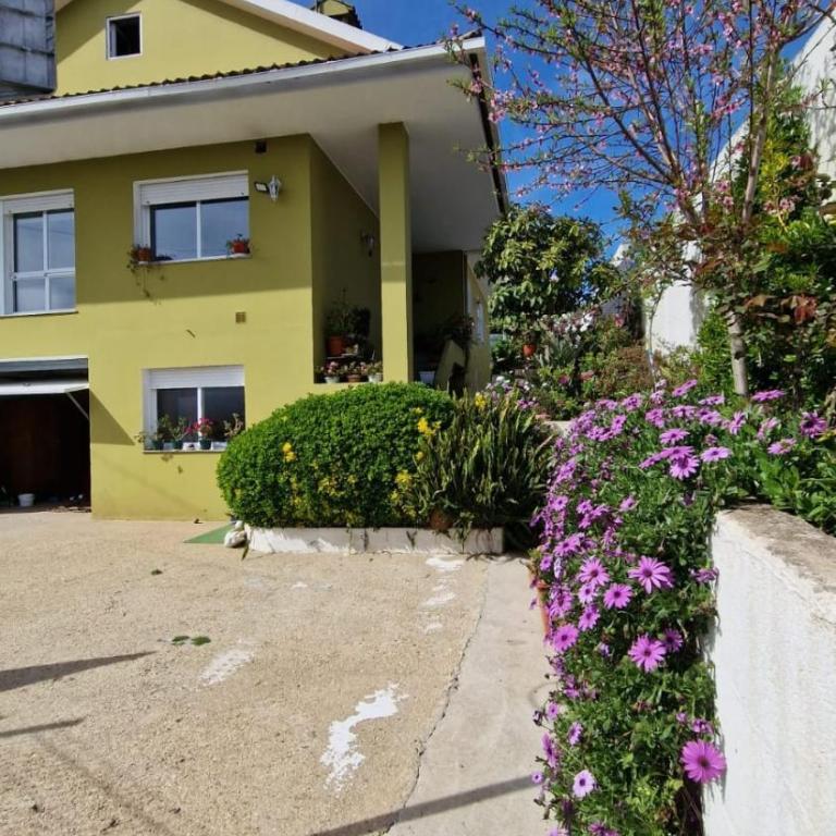 Corazón do Val da Louriña-Área Vigo - Three-Bedroom Apartment - 1