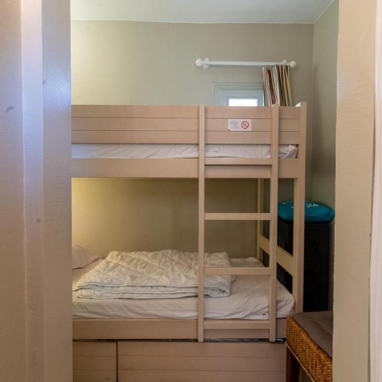 Appartement pour 6 pers dans résidence avec piscine couverte parking 264 - Appartement - 35