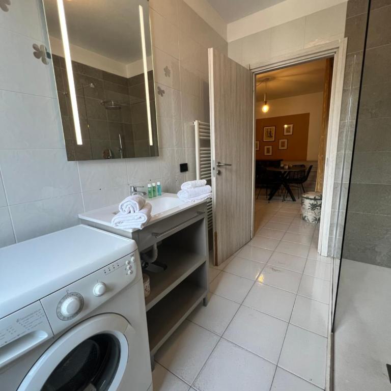 5 Viale Fano Apartment - Appartamento con 1 Camera da Letto - 19