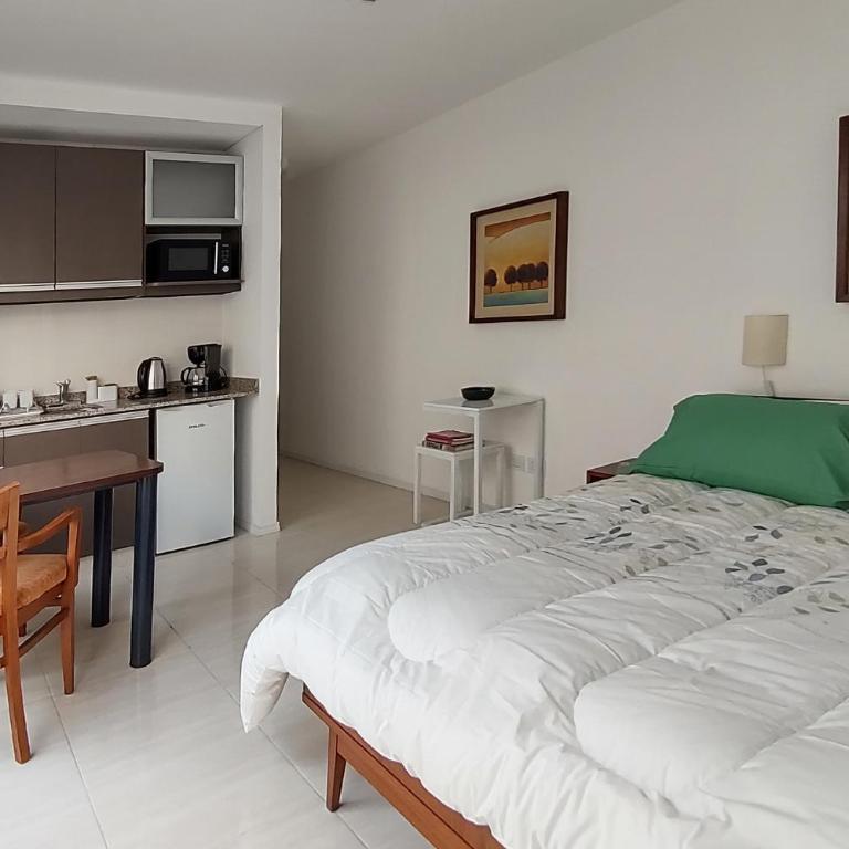 Cómodo cerca de todo - En el corazón de Palemo - One-Bedroom Apartment - 1