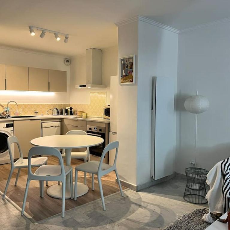 Appartement calme et familial au Centre d'Hossegor - Appartamento Deluxe con 2 Camere da Letto e Vista Giardino - 4