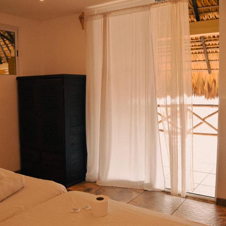 Beachfrontguesthouse - Estudio Deluxe con cama grande - 1