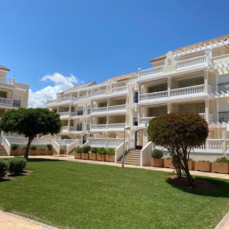 Aquamarinas Denia - Apartamento con vistas a la piscina - 9