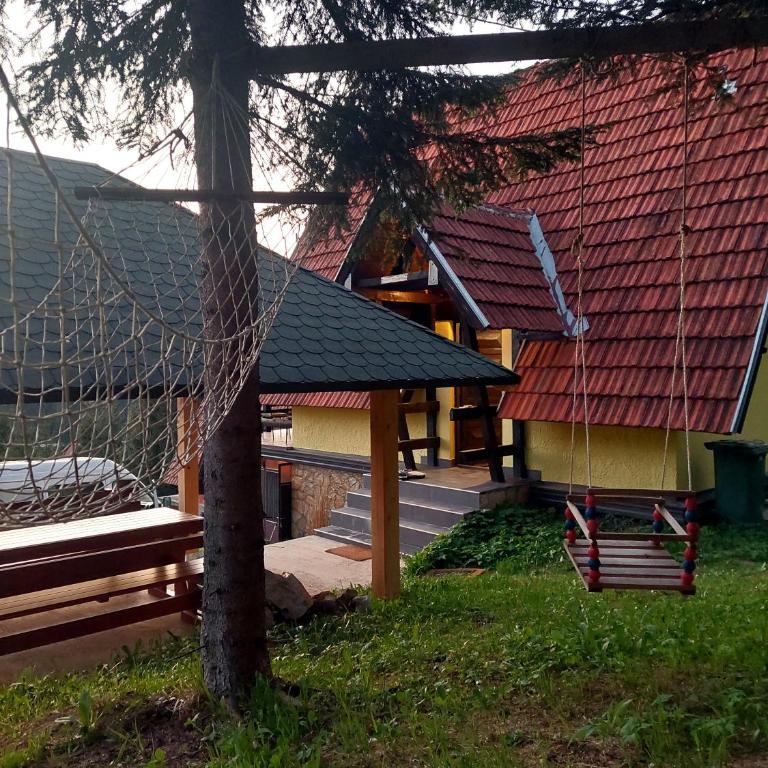 Tarski vrh - Kuća sa 2 Spavaće Sobe - 1