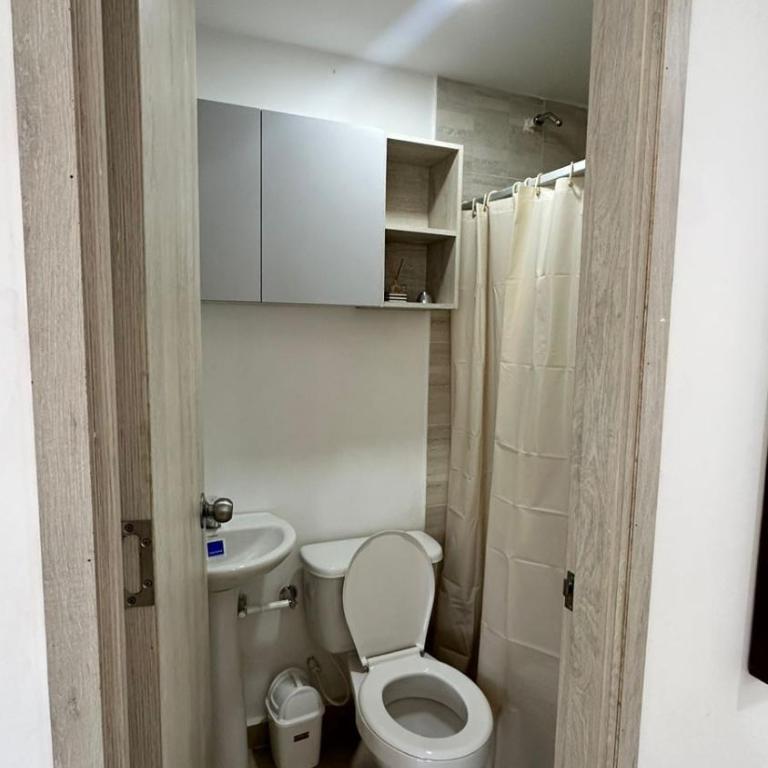 ALOJARTE - One-Bedroom Apartment - 3