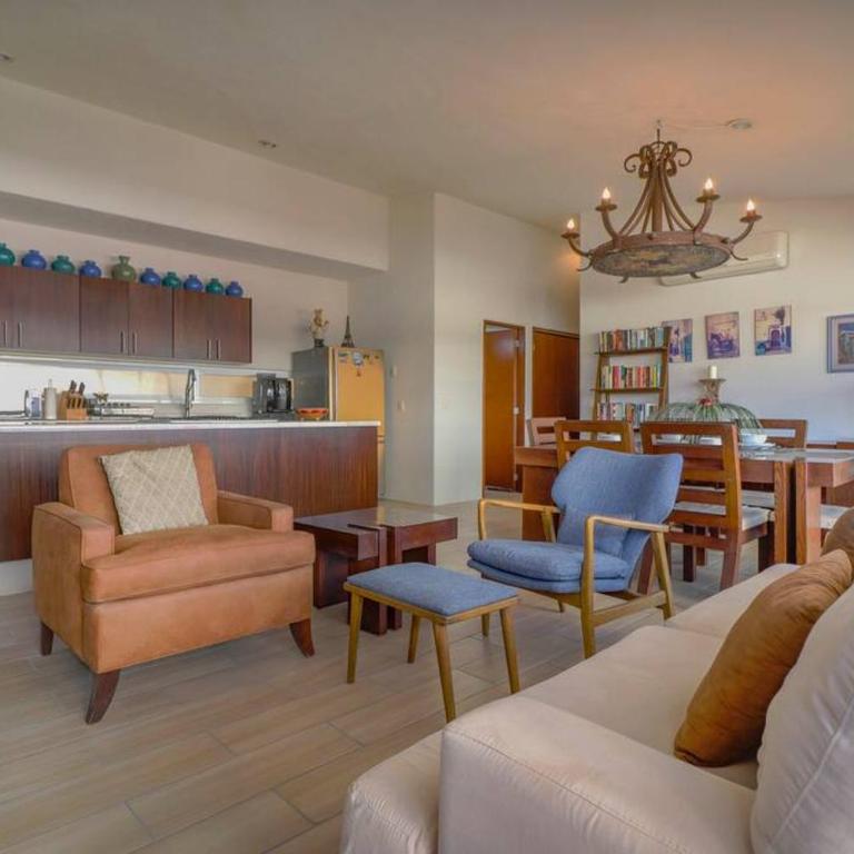 La Joya - Penthouse Unit - Partial Ocean Views - Three-Bedroom Apartment - 9