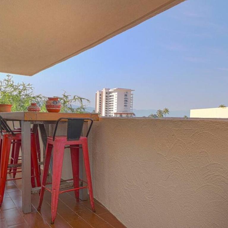 La Joya - Penthouse Unit - Partial Ocean Views - Three-Bedroom Apartment - 10