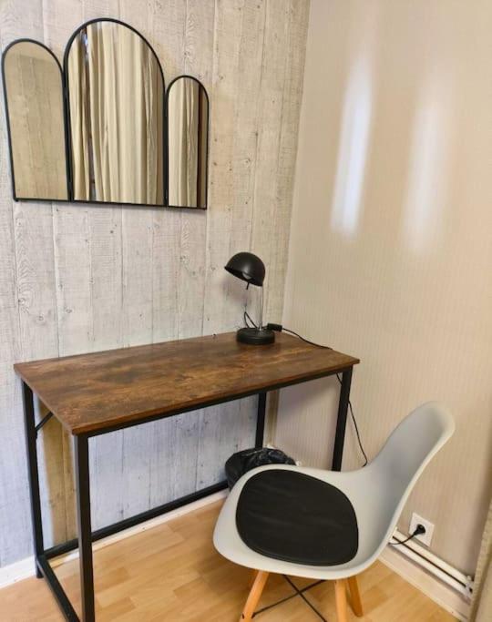 Maison Médicis - T5 Spacieuse et Calme en Ville - Emplacement Idéal - Apartment - 18