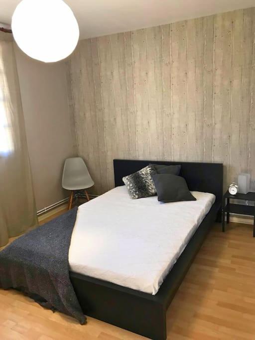 Maison Médicis - T5 Spacieuse et Calme en Ville - Emplacement Idéal - Apartment - 35