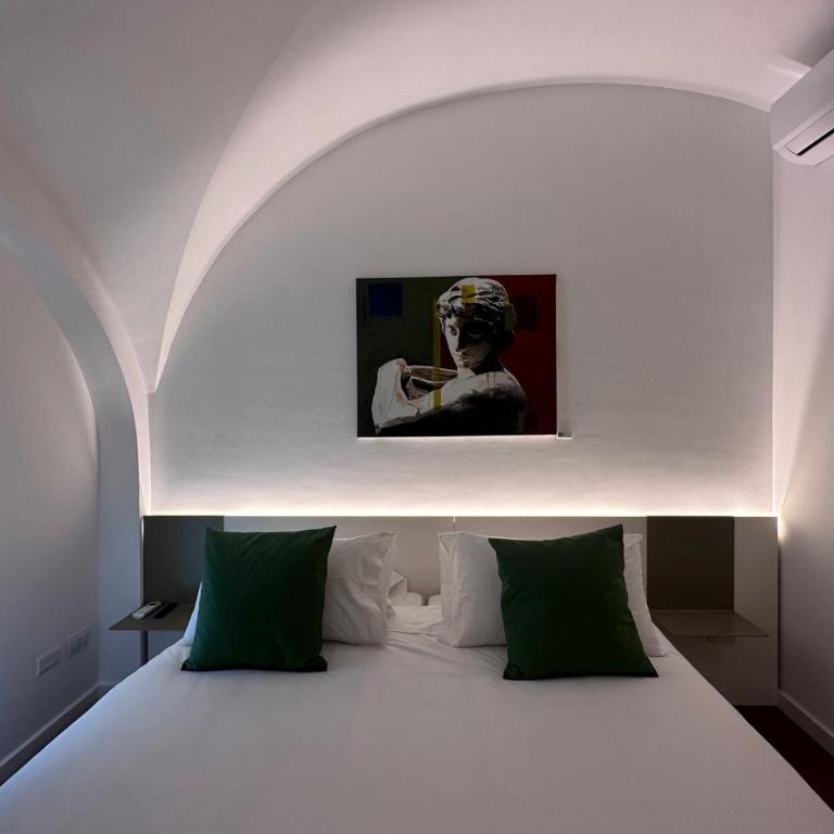 Ottanta5 Private Rooms - Quadruple Room with Balcony - 2