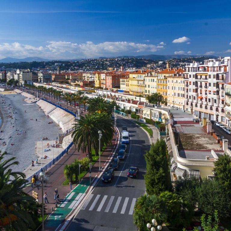 Villa moderne avec piscine vue mer à Nice Bellet - Maison de Vacances - 24