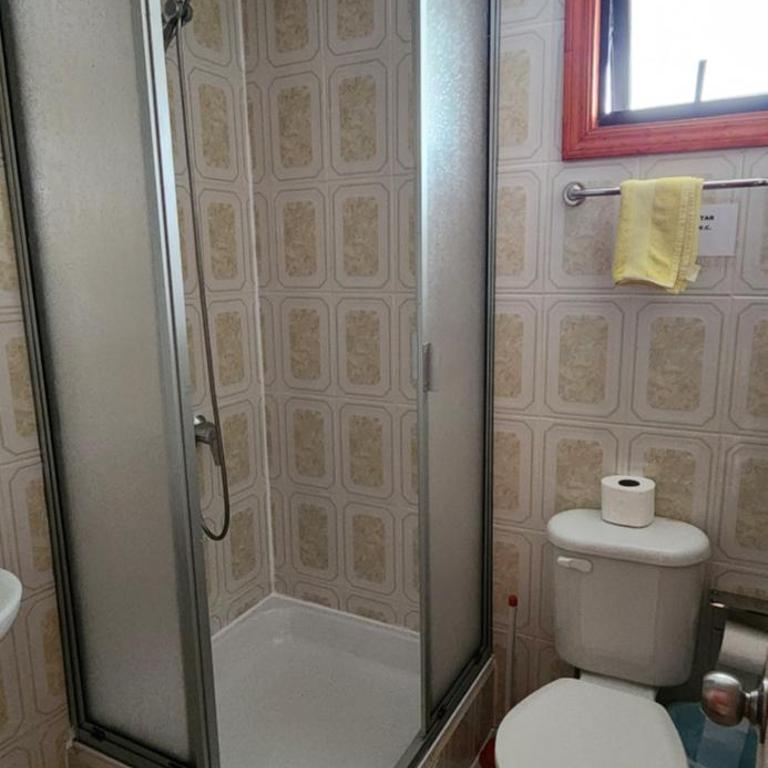 Hostal La nona - Habitación Doble con baño privado - 5
