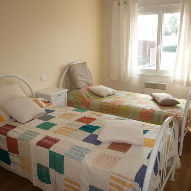 Maison 3 Chambres avec Jardin et Wi-Fi à 10 min de la Plage, Quartier Calme, Animaux Acceptés - FR-1-323-370 - Casa Vacanze - 4