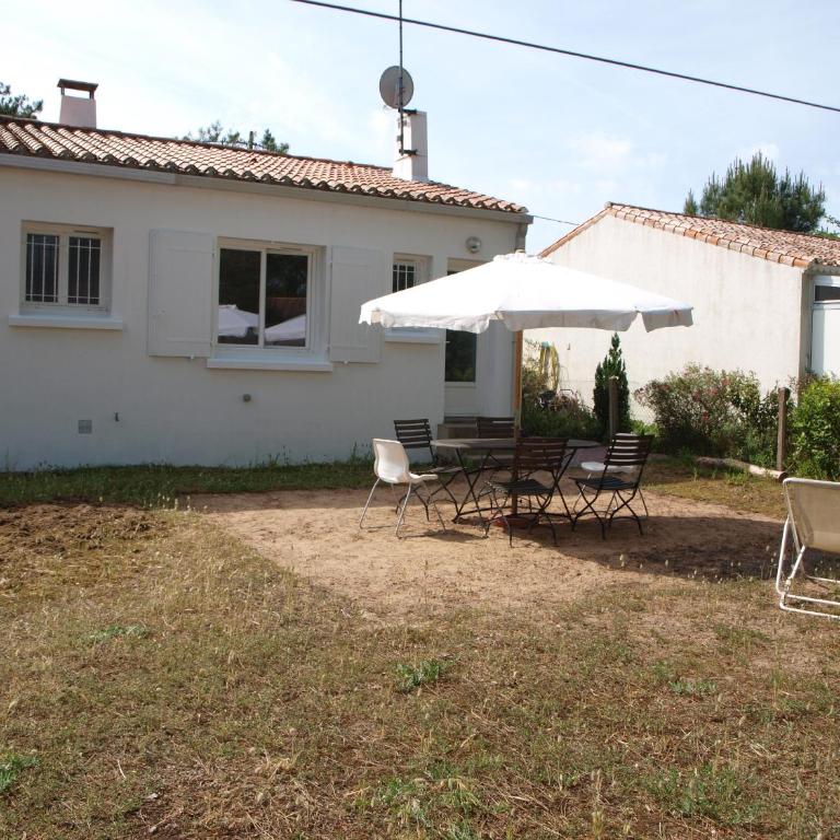 Maison 3 Chambres avec Jardin et Wi-Fi à 10 min de la Plage, Quartier Calme, Animaux Acceptés - FR-1-323-370 - Casa Vacanze - 6