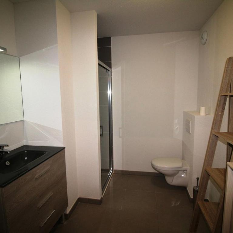 Confortable T3 à 50m des pistes avec piscine et parking gratuits - FR-1-297-338 - Apartment - 7