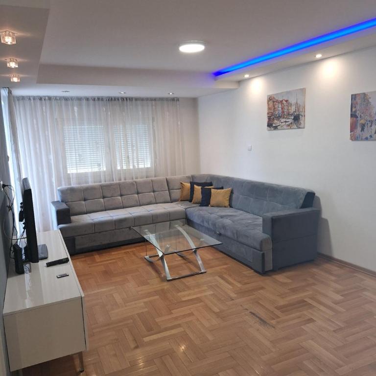 Luks 3 apartment - Apartman - 65
