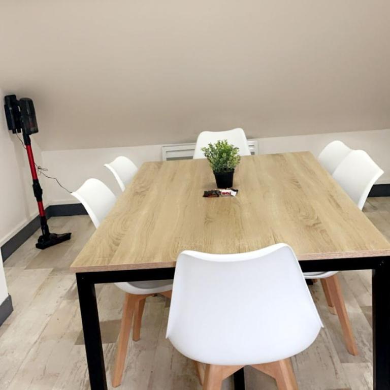 CENTRAL 55m2 - 4 PERSONNES - COSY - PROCHE NAUSICAA - One-Bedroom Apartment - 31