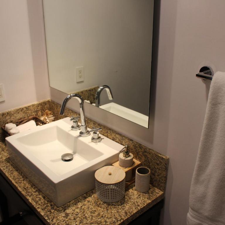 PENINSULA VALLARTA , Departamentos Piso 8 y 10 hacia el Mar - Apartamento de 3 dormitorios - 19