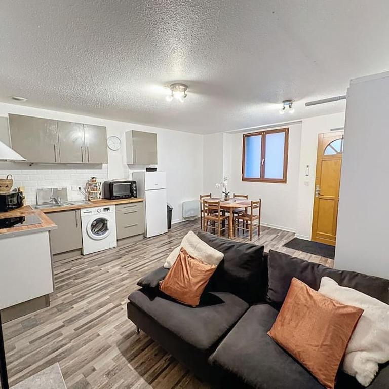 Cocon pèlerin romantique à Lourdes, appartement climatisé à 10 min Sanctuaire & gare - Appartamento con 1 Camera da Letto - 8