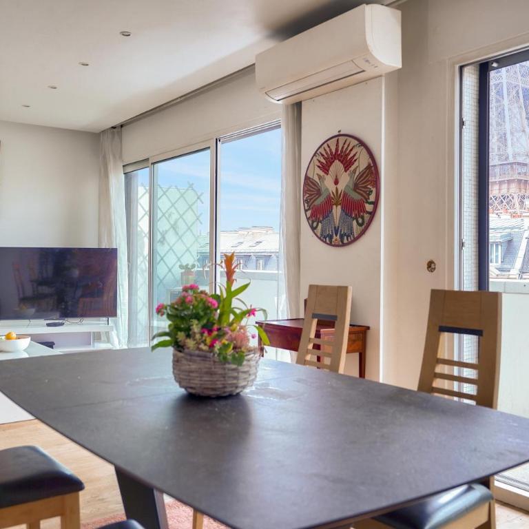 Magnifique appartement 80 m2 face Tour Eiffel - Appartamento con 2 Camere da Letto - 5