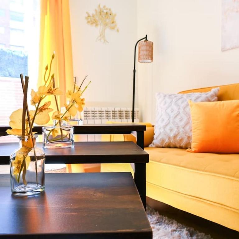 For You Rentals Apartamento TEMPORAL con Estilo y Comodidad en Madrid ERO140 - Two-Bedroom Apartment with Terrace - 6