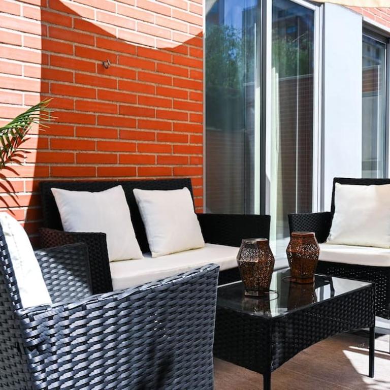 For You Rentals Apartamento TEMPORAL con Estilo y Comodidad en Madrid ERO140 - Two-Bedroom Apartment with Terrace - 11