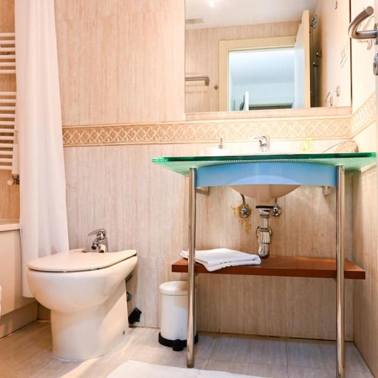 For You Rentals Apartamento TEMPORAL con Estilo y Comodidad en Madrid ERO140 - Two-Bedroom Apartment with Terrace - 14