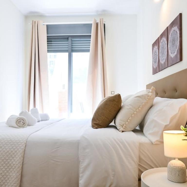 For You Rentals Apartamento TEMPORAL con Estilo y Comodidad en Madrid ERO140 - Two-Bedroom Apartment with Terrace - 30
