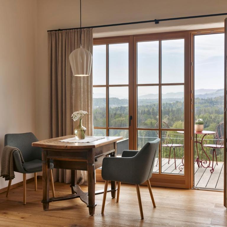 Am Wildbachberg - Luxus Ferienhäuser mit Infinitypool, Privatsauna und Weinkeller - Deluxe Villa - 9
