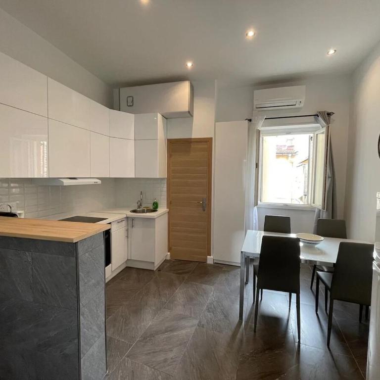 Massena : Hyper Centre Studio 2p - Appartement - 1