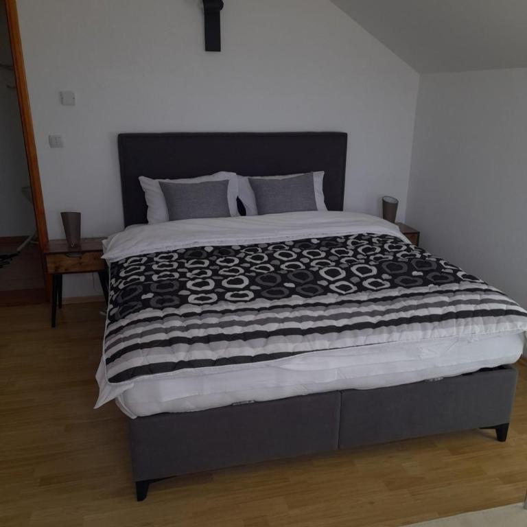 Sarajevo Holiday Apartment 3 - Apartman sa 2 Spavaće Sobe - 1