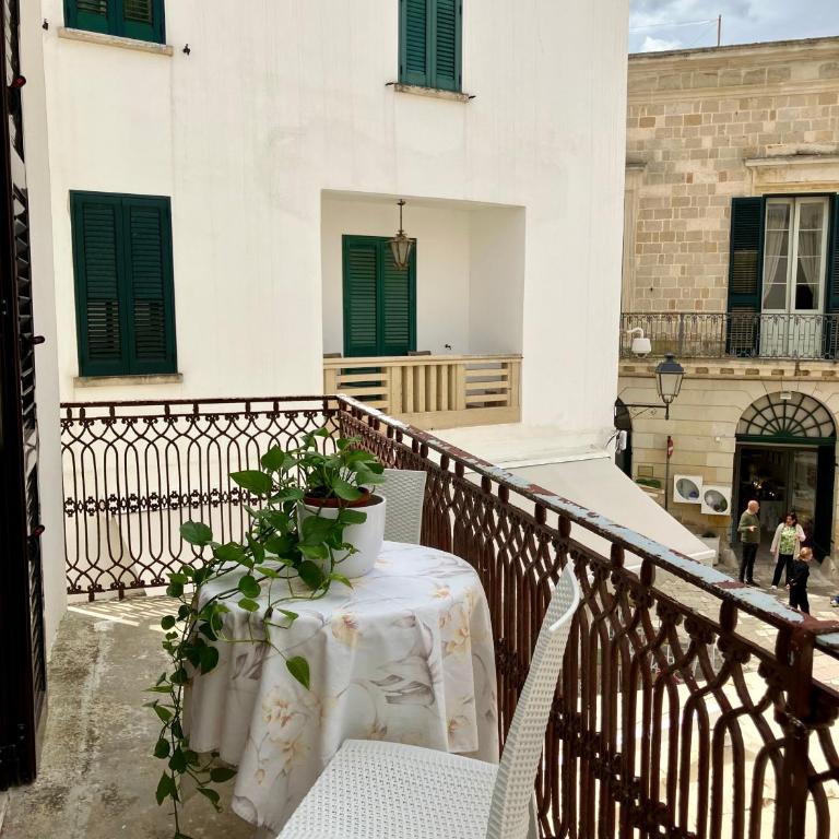 Le Dimore di Ike - Camera Matrimoniale con Balcone - 3