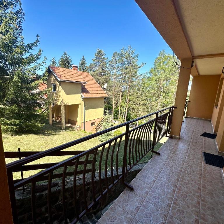 Divčibarski raj - Apartman sa 2 Spavaće Sobe - 20