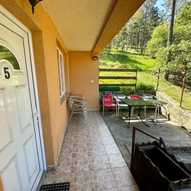 Divčibarski raj - Apartman sa 2 Spavaće Sobe - 21