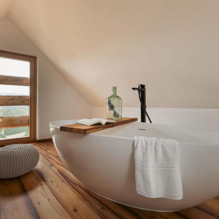 Am Wildbachberg - Luxus Ferienhäuser mit Infinitypool, Privatsauna und Weinkeller - Deluxe Villa - 4