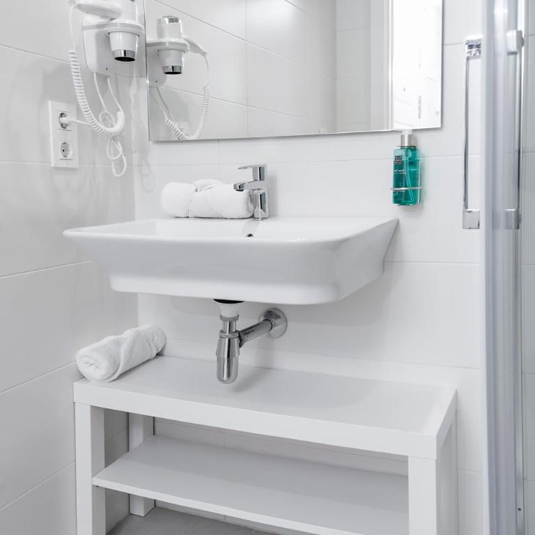 Apartamentos Isabella by Concept Flats - Studio - 11