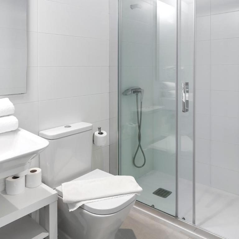 Apartamentos Isabella by Concept Flats - Two-Bedroom Apartment - 6