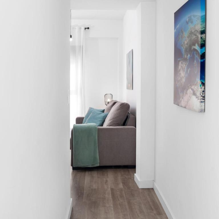 Apartamentos Isabella by Concept Flats - Two-Bedroom Apartment - 11