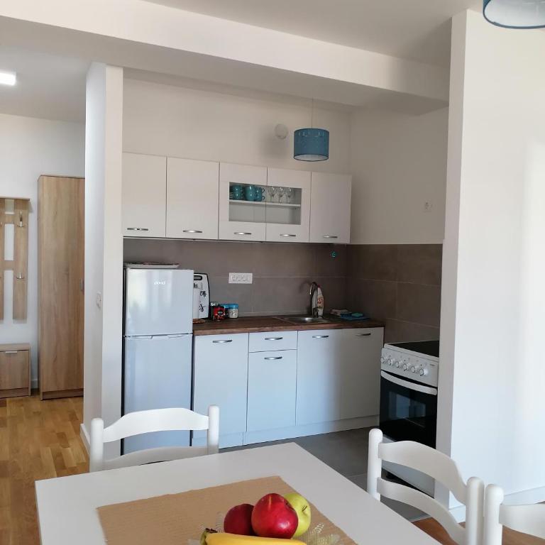 Vegi Apartments - Two-Bedroom Apartment - 9