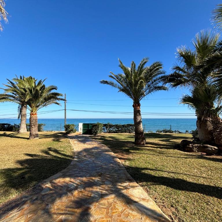 Arenes primera linea de playa - Apartamento de 2 dormitorios - 2